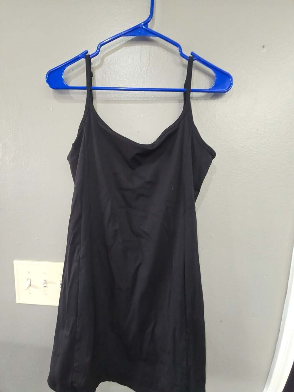 Qinsen Black Dress